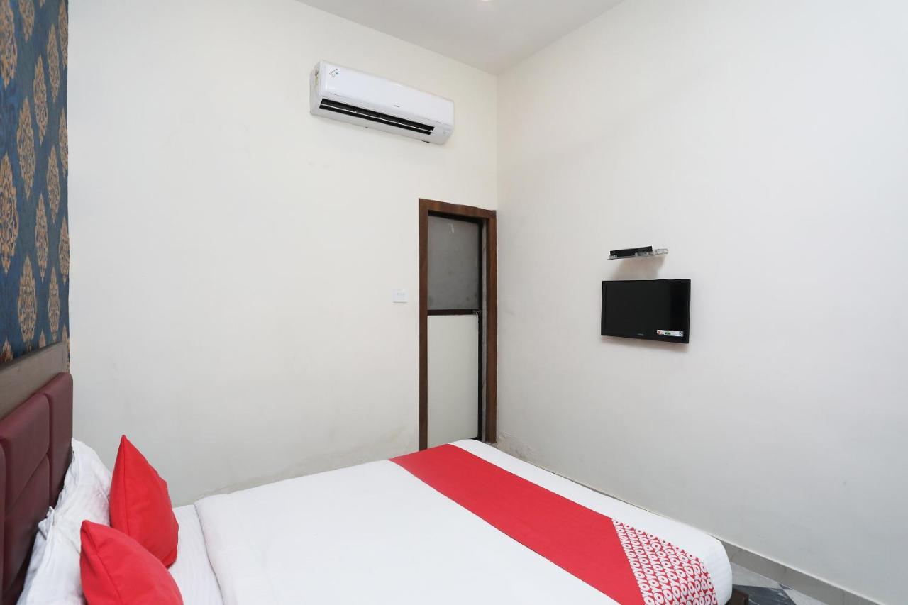 Flagship 13641 Elgin Terrace Ξενοδοχείο Alīpur Εξωτερικό φωτογραφία